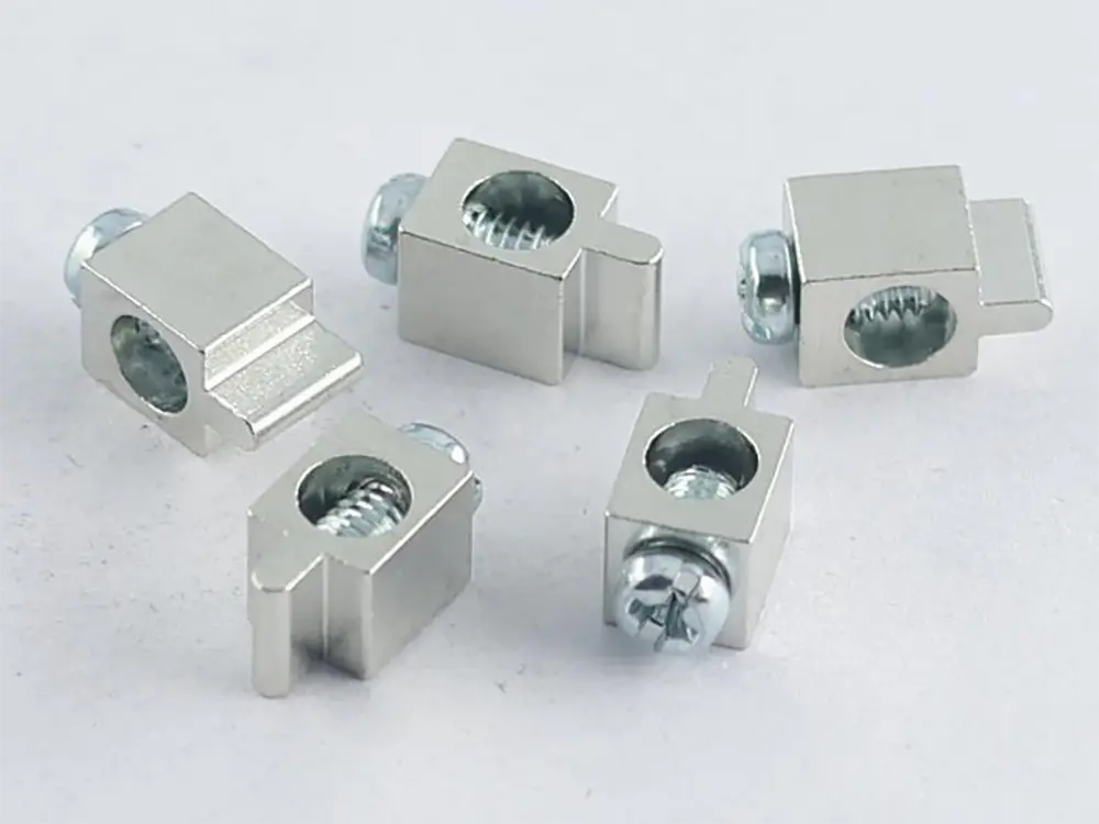 Square-copper-erminal-copper-pillar